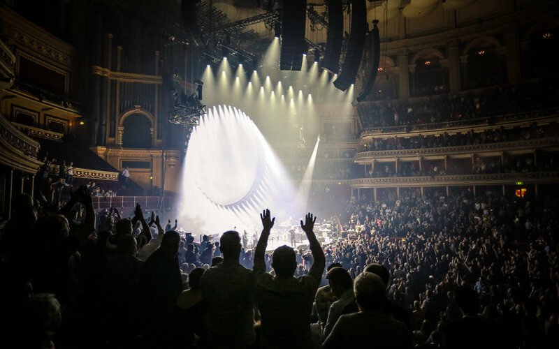 Pictures and setlist from David Gilmour's Royal Albert Hall return 23